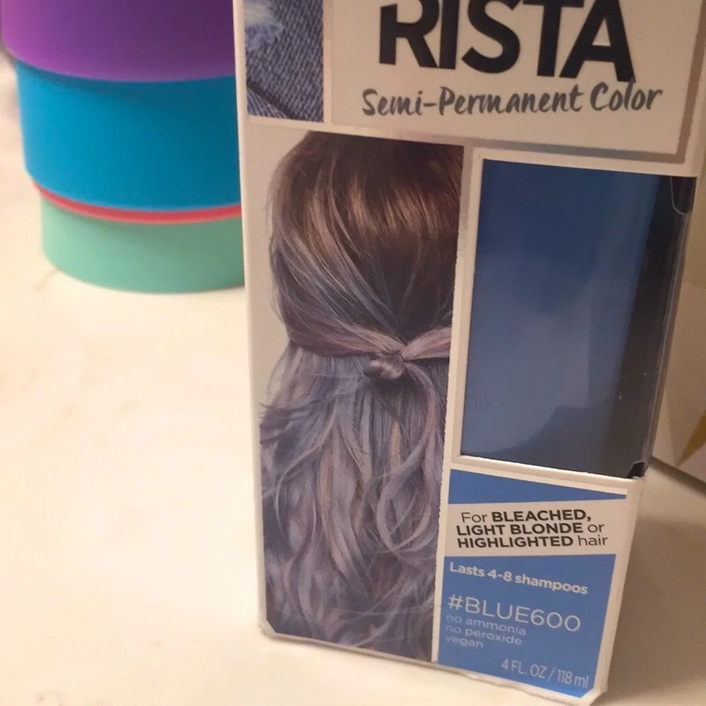 👨🏽‍🎤L’Oréal Colorista Blue Semi-Perm Dye